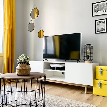 Διαμέρισμα #d6 Hello Sunshine T3 Sleeps 6 Caserne De Bonne *