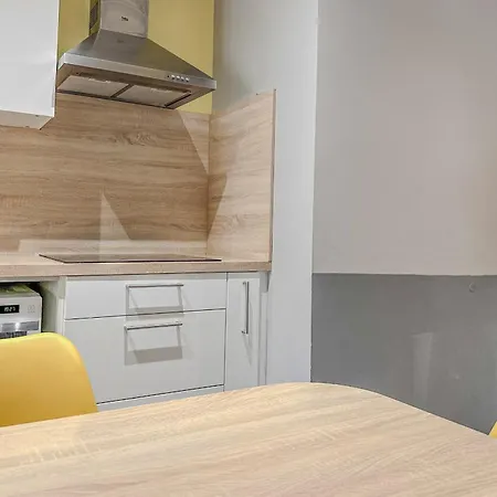 #d6 Hello Sunshine T3 Sleeps 6 Caserne De Bonne Grenoble