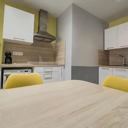 Appartamento #d6 Hello Sunshine T3 Sleeps 6 Caserne De Bonne