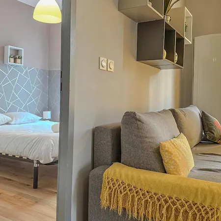 #d6 Hello Sunshine T3 Sleeps 6 Caserne De Bonne Apartment
