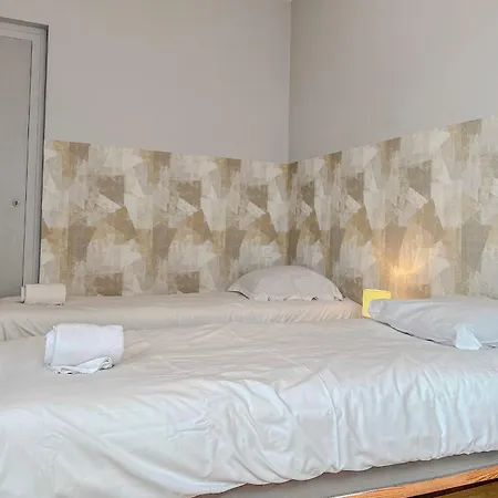 #d6 Hello Sunshine T3 Sleeps 6 Caserne De Bonne Daire